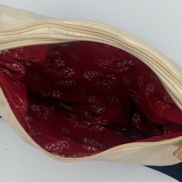 Croft & Barrow Navy and Cream Shoulder Bag - Picture 9 of 9